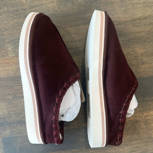 Dolce Vita Hazza Flat - Picture 2 of 4